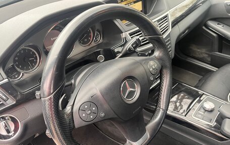 Mercedes-Benz E-Класс, 2011 год, 2 200 000 рублей, 9 фотография