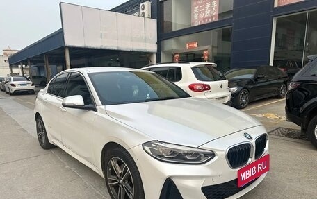 BMW 1 серия, 2021 год, 1 500 000 рублей, 2 фотография