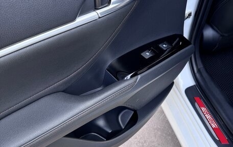 Toyota Camry, 2019 год, 2 750 000 рублей, 12 фотография