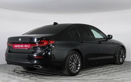 BMW 5 серия, 2021 год, 4 150 000 рублей, 2 фотография