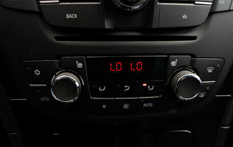 Opel Insignia II рестайлинг, 2013 год, 1 070 000 рублей, 22 фотография