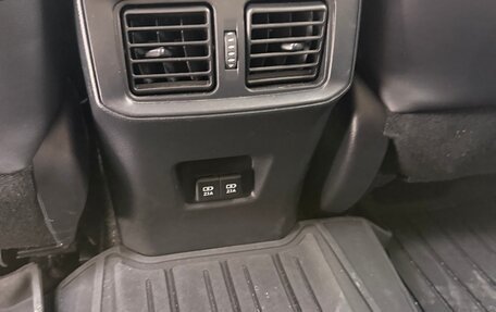 Toyota RAV4, 2019 год, 3 200 000 рублей, 8 фотография