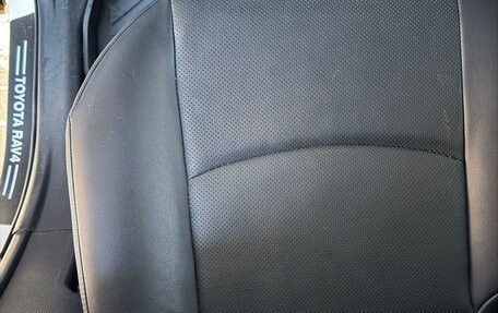 Toyota RAV4, 2019 год, 3 200 000 рублей, 17 фотография