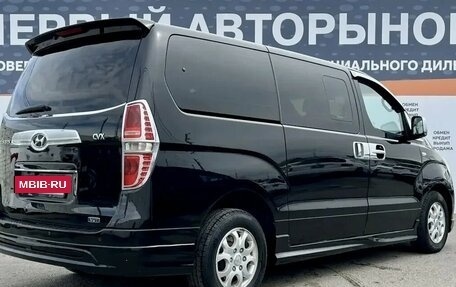 Hyundai Grand Starex Grand Starex I рестайлинг 2, 2011 год, 1 500 000 рублей, 5 фотография