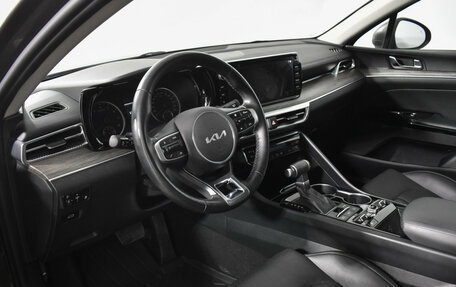 KIA K5, 2022 год, 2 490 000 рублей, 9 фотография