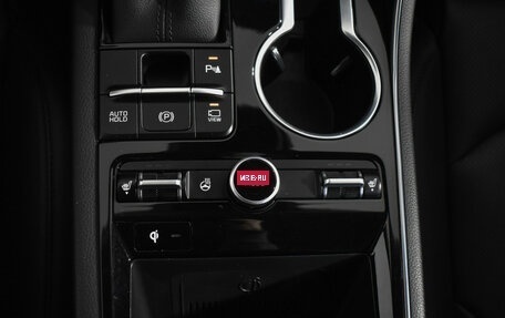 KIA K5, 2022 год, 2 490 000 рублей, 18 фотография