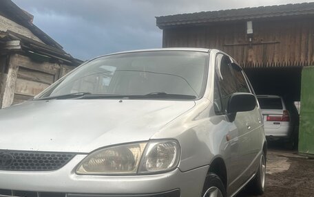 Toyota Corolla Spacio II, 1999 год, 417 000 рублей, 1 фотография