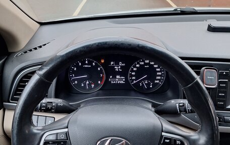 Hyundai Elantra VI рестайлинг, 2016 год, 1 200 000 рублей, 9 фотография