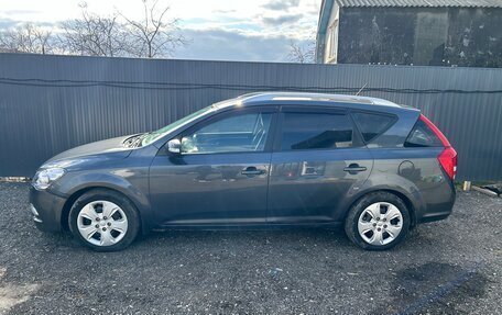 KIA cee'd I рестайлинг, 2010 год, 585 000 рублей, 4 фотография