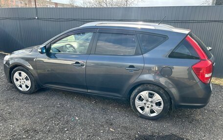 KIA cee'd I рестайлинг, 2010 год, 585 000 рублей, 6 фотография