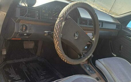 Mercedes-Benz W124, 1987 год, 300 000 рублей, 6 фотография