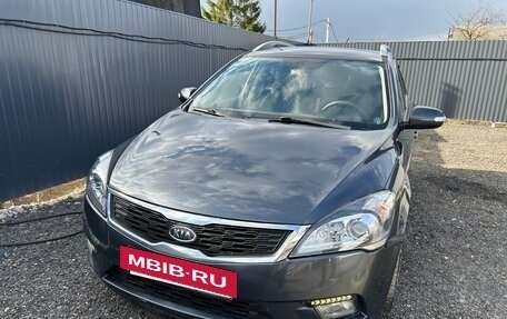 KIA cee'd I рестайлинг, 2010 год, 585 000 рублей, 2 фотография