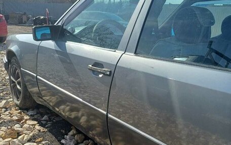 Mercedes-Benz W124, 1987 год, 300 000 рублей, 11 фотография