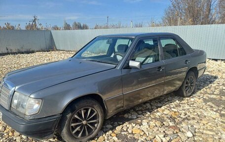 Mercedes-Benz W124, 1987 год, 300 000 рублей, 9 фотография