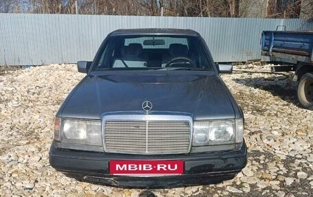 Mercedes-Benz W124, 1987 год, 300 000 рублей, 13 фотография