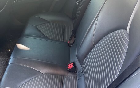 Toyota Camry, 2017 год, 2 200 000 рублей, 9 фотография