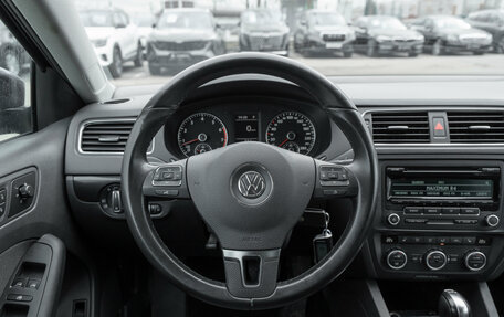Volkswagen Jetta VI, 2012 год, 1 120 000 рублей, 10 фотография