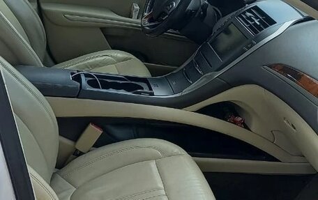 Lincoln MKZ II рестайлинг, 2013 год, 1 200 000 рублей, 4 фотография