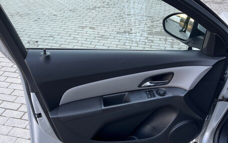 Chevrolet Cruze II, 2014 год, 25 фотография