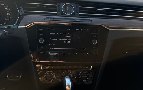 Volkswagen Passat B8 рестайлинг, 2019 год, 2 170 000 рублей, 11 фотография