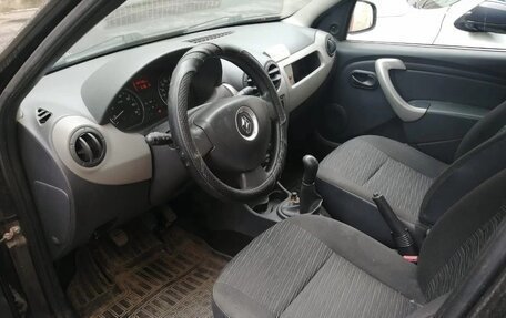 Renault Logan I, 2011 год, 570 000 рублей, 2 фотография
