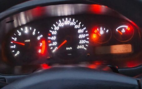 Nissan Primera II рестайлинг, 1999 год, 100 000 рублей, 2 фотография