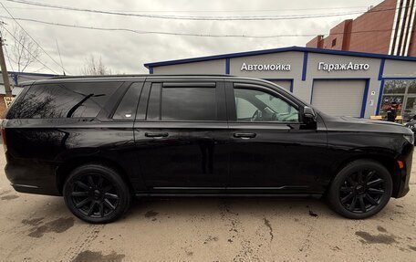 Cadillac Escalade V, 2022 год, 13 000 000 рублей, 3 фотография