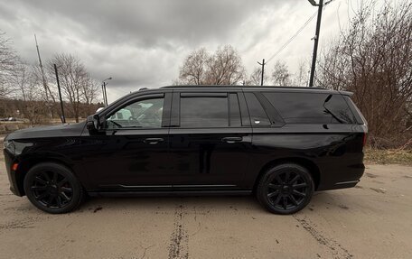 Cadillac Escalade V, 2022 год, 13 000 000 рублей, 2 фотография