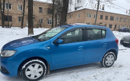 Renault Sandero II рестайлинг, 2014 год, 630 000 рублей, 2 фотография