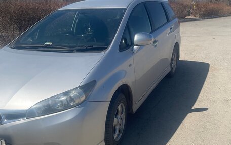 Toyota Wish II, 2010 год, 900 000 рублей, 2 фотография