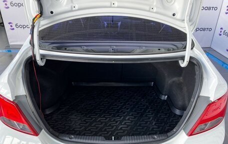 Hyundai Solaris II рестайлинг, 2015 год, 1 190 000 рублей, 19 фотография