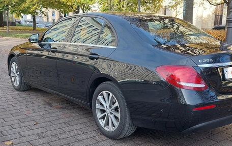 Mercedes-Benz E-Класс, 2016 год, 2 125 000 рублей, 10 фотография