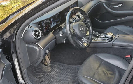 Mercedes-Benz E-Класс, 2016 год, 2 125 000 рублей, 14 фотография