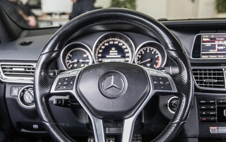 Mercedes-Benz E-Класс, 2013 год, 1 948 000 рублей, 32 фотография