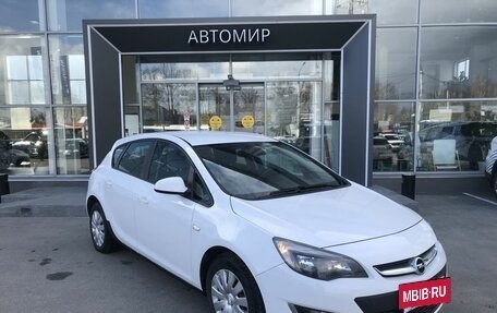 Opel Astra J, 2013 год, 834 000 рублей, 3 фотография