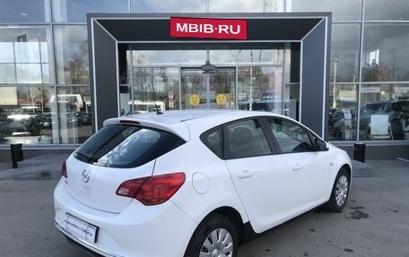 Opel Astra J, 2013 год, 834 000 рублей, 5 фотография