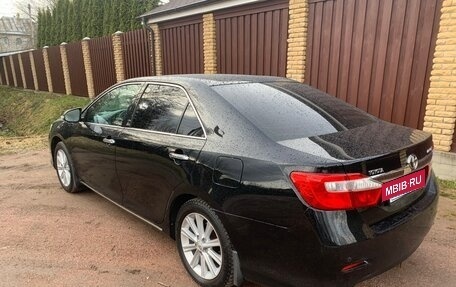 Toyota Camry, 2013 год, 1 350 000 рублей, 4 фотография
