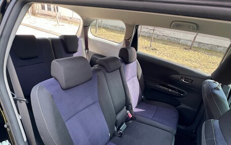 Toyota Wish II, 2013 год, 1 600 000 рублей, 21 фотография