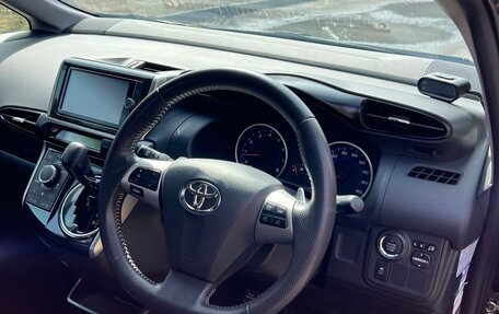 Toyota Wish II, 2013 год, 1 600 000 рублей, 18 фотография