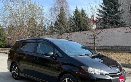 Toyota Wish II, 2013 год, 1 600 000 рублей, 2 фотография