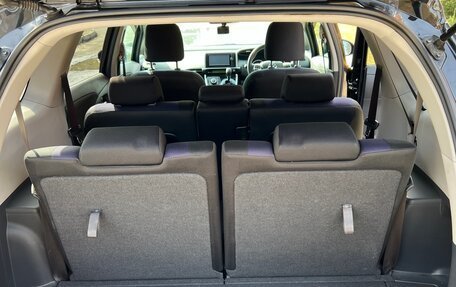 Toyota Wish II, 2013 год, 1 600 000 рублей, 25 фотография