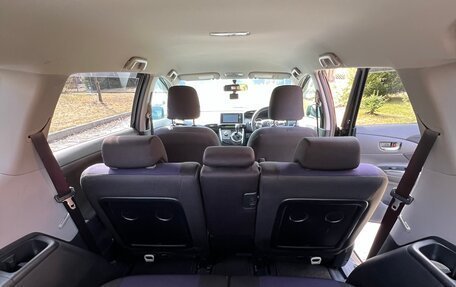 Toyota Wish II, 2013 год, 1 600 000 рублей, 24 фотография