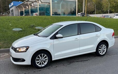 Volkswagen Polo VI (EU Market), 2015 год, 1 130 000 рублей, 3 фотография