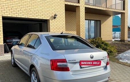 Skoda Octavia, 2017 год, 1 560 000 рублей, 2 фотография