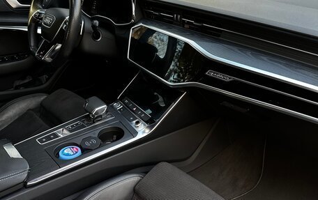 Audi A6, 2019 год, 4 600 000 рублей, 14 фотография