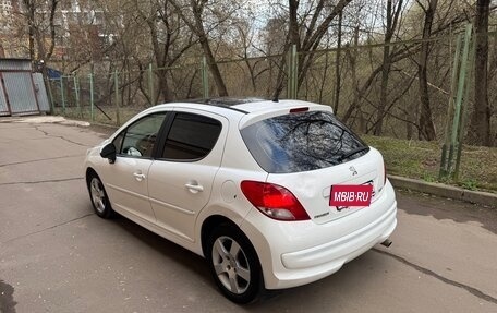 Peugeot 207 I, 2011 год, 375 000 рублей, 3 фотография