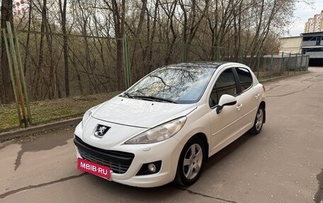Peugeot 207 I, 2011 год, 375 000 рублей, 2 фотография