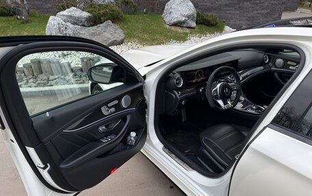 Mercedes-Benz E-Класс AMG, 2018 год, 6 299 000 рублей, 10 фотография