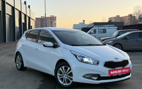 KIA cee'd III, 2014 год, 1 380 000 рублей, 3 фотография