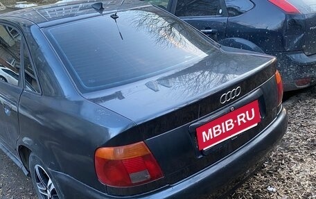 Audi A4, 1996 год, 215 000 рублей, 1 фотография